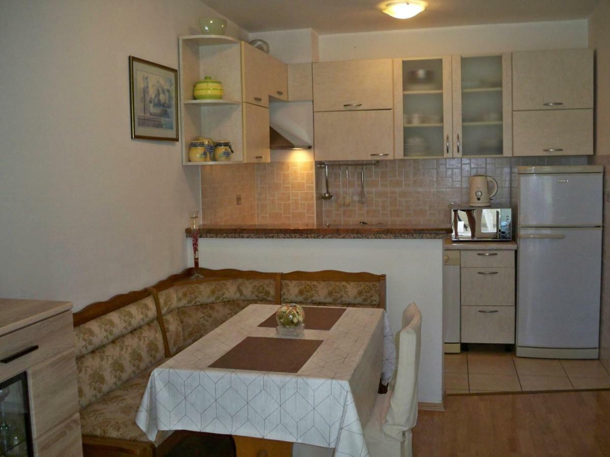 Apartmani Perkovic Baska Voda Ngoại thất bức ảnh